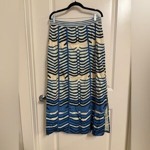 Elegant Blue and Cream A-Line Skirt